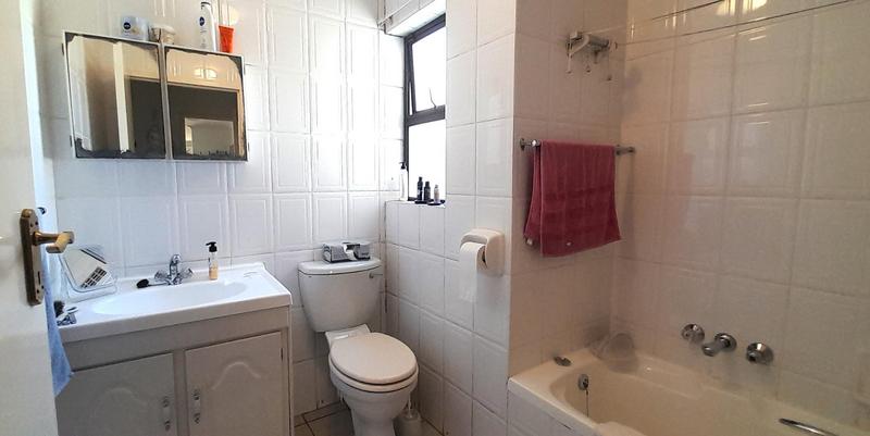 3 Bedroom Property for Sale in Fish Hoek Western Cape